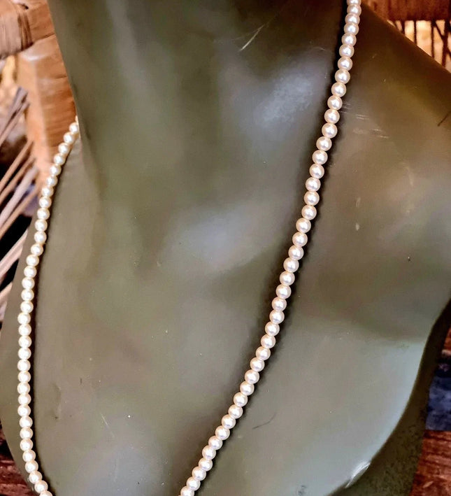 Vintage 70's Pearl Necklace - Yatva