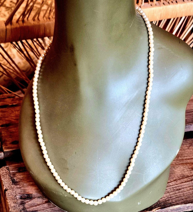 Vintage 70's Pearl Necklace - Yatva