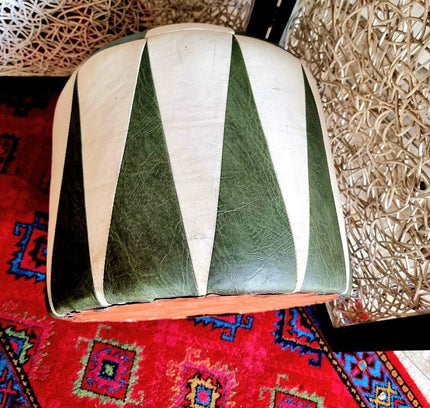 Vintage 70s Pouffe - Yatva