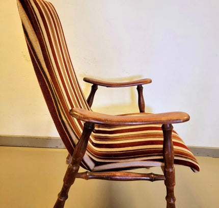 Vintage 70s Retro Chair - Yatva