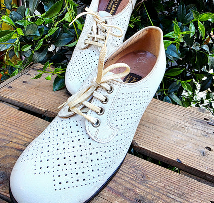 Vintage 70s Salamander Leather Brogue Oxfords Heel Shoes - Yatva