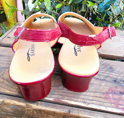Vintage 70s Sardina Italian Leather Wedge Sandals - Yatva