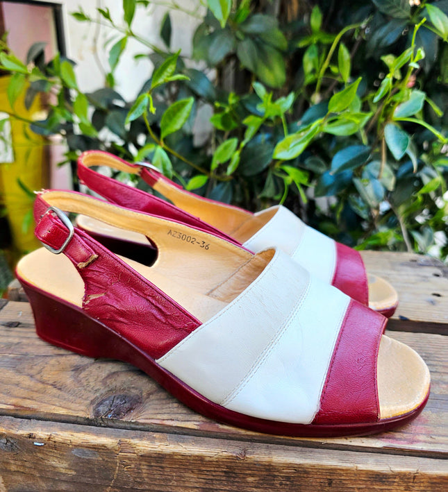 Vintage 70s Sardina Italian Leather Wedge Sandals - Yatva