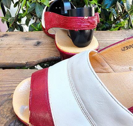 Vintage 70s Sardina Italian Leather Wedge Sandals - Yatva