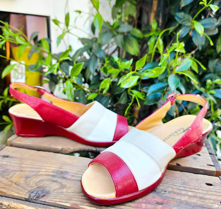 Vintage 70s Sardina Italian Leather Wedge Sandals - Yatva