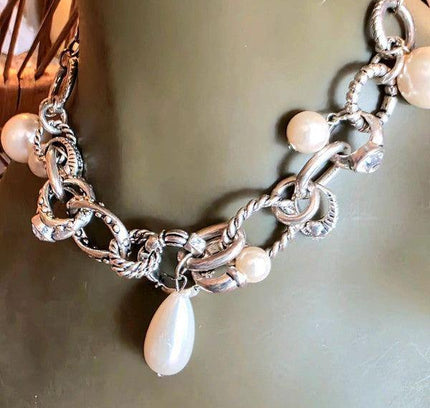 Vintage 70's Statement Necklace - Yatva