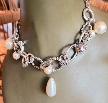 Vintage 70's Statement Necklace - Yatva