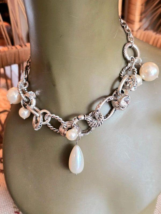 Vintage 70's Statement Necklace - Yatva