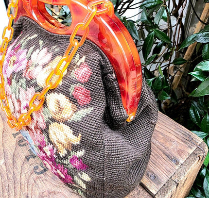 Vintage 70's Tapestry Needlework Hand/ Shoulder Bag - Yatva