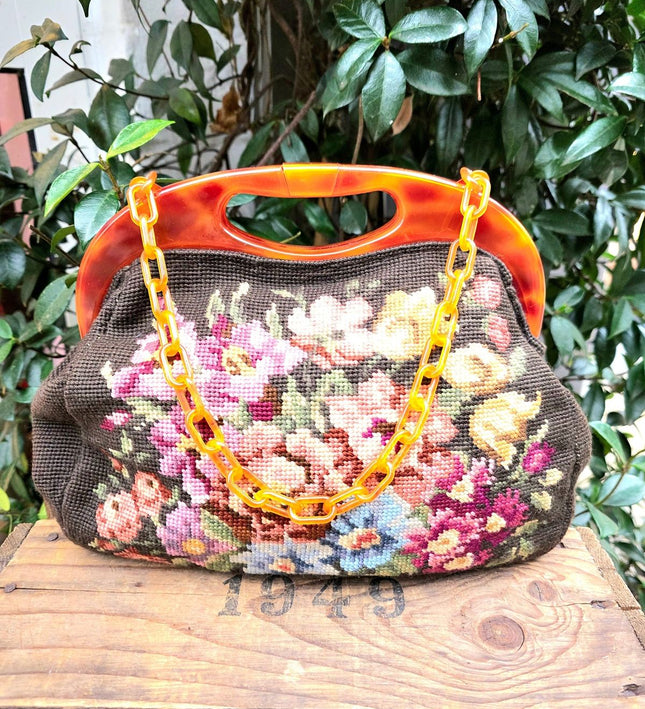 Vintage 70's Tapestry Needlework Hand/ Shoulder Bag - Yatva
