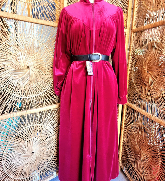 Vintage 70's Triumph Towel Robe Dressing Coat - Yatva