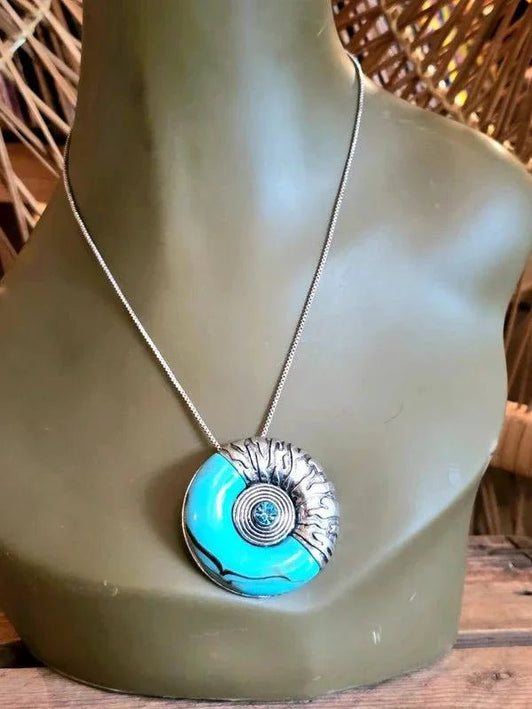 Vintage 70's Turquoise Necklace - Yatva