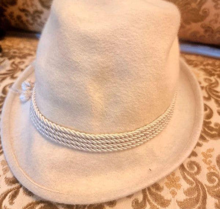 Vintage 70's Unisex Beige Feather Hat - Yatva