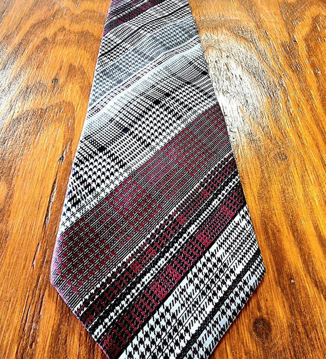 Vintage 70's Veraa Mode Tie - Yatva