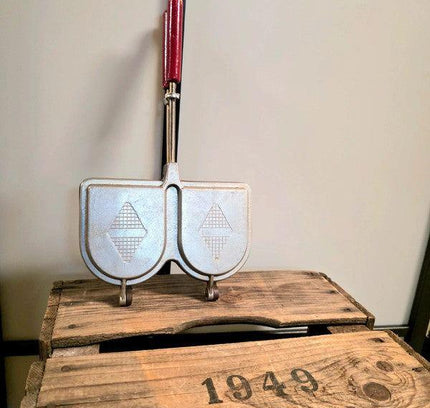 Vintage 70s Waffle Pan Maker Double Toaster Aluminium - Yatva