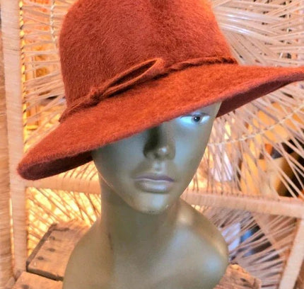 Vintage 70's Wide Brim Fedora Hat - Yatva