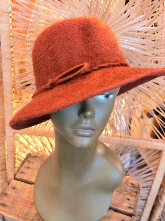 Vintage 70's Wide Brim Fedora Hat - Yatva