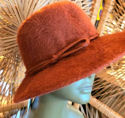Vintage 70's Wide Brim Fedora Hat - Yatva