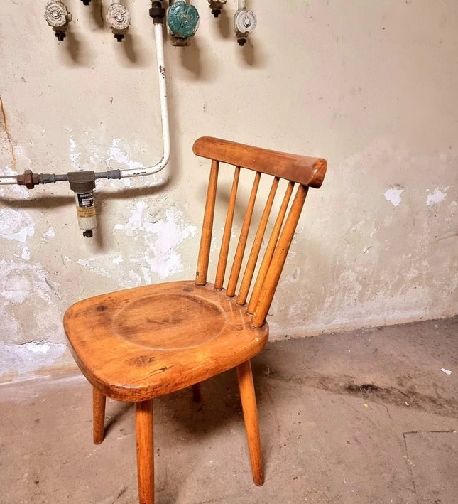 Vintage 70s Wooden Chair - Yatva