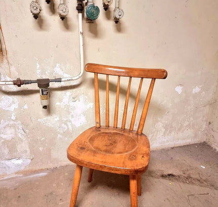Vintage 70s Wooden Chair - Yatva