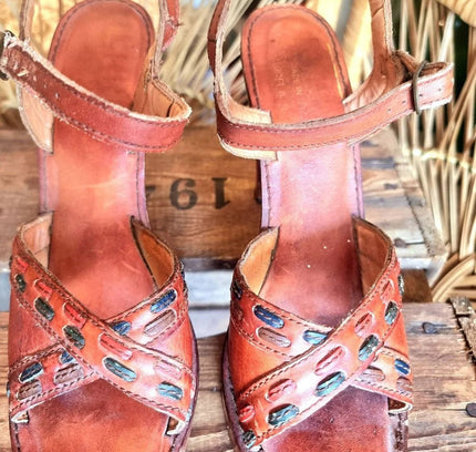 Vintage 70s Wooden Heels - Yatva