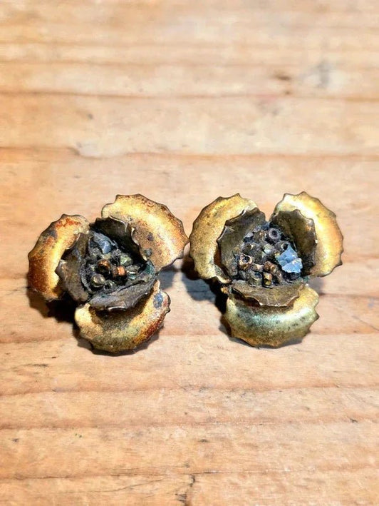 Vintage 70's/80's Flower Clip - On Earrings - Yatva