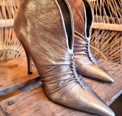 Vintage 70's/80's Guess Ankle Boots - Yatva