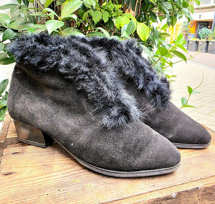 Vintage 80's / 90's Ankle Boots - Yatva