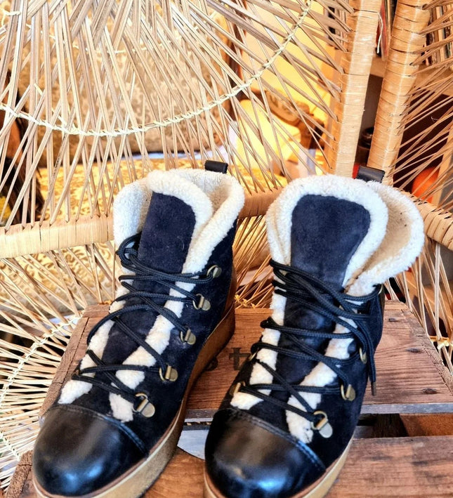 Vintage 80's / 90's Ankle Boots - Yatva