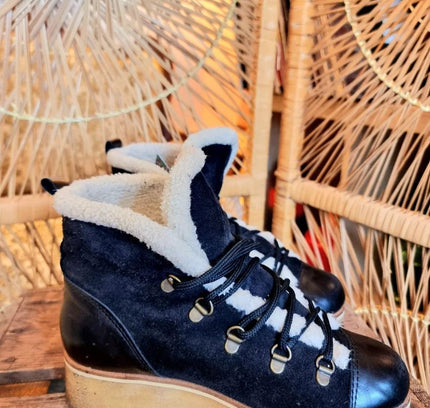 Vintage 80's / 90's Ankle Boots - Yatva
