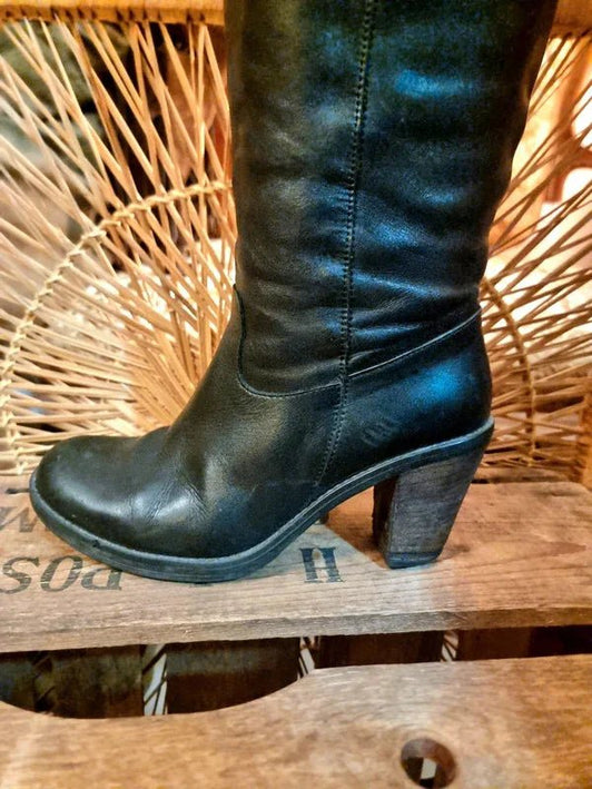 Vintage 80s /90s Bugatti Boots - Yatva