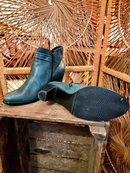 Vintage 80s / 90s Gabor Comfort Ankle Boots - Yatva