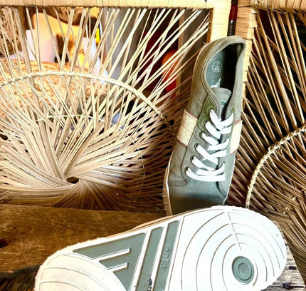 Vintage 80s / 90s Gola Sneakers Trainers - Yatva