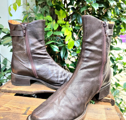 Vintage 80's / 90's Helioform Comfort Ankle Boots - Yatva