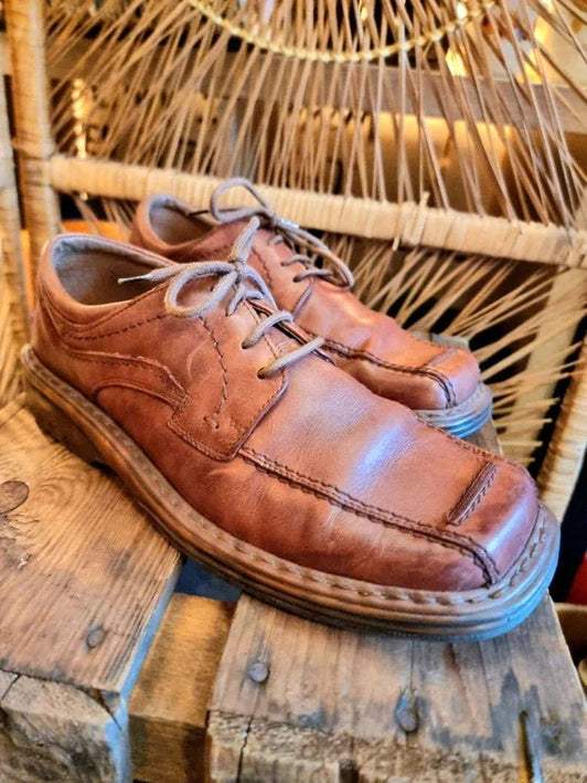 Vintage 80's / 90's Lace up Shoues - Yatva