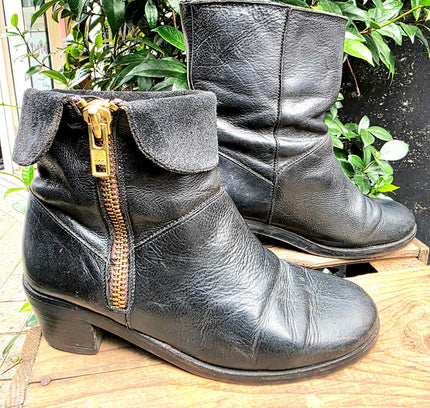 Vintage 80's / 90's Leather Ankle Boots - Yatva