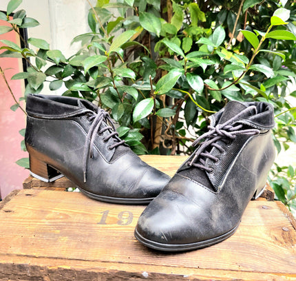 Vintage 80's / 90's Leather Ankle Boots - Yatva