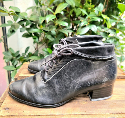Vintage 80's / 90's Leather Ankle Boots - Yatva
