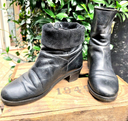Vintage 80's / 90's Leather Ankle Boots - Yatva