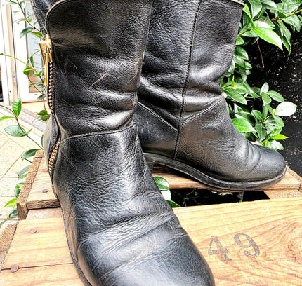 Vintage 80's / 90's Leather Ankle Boots - Yatva