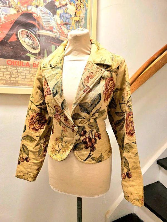 Vintage 80's / 90's Maggie Carol Tapestry Jacket - Yatva