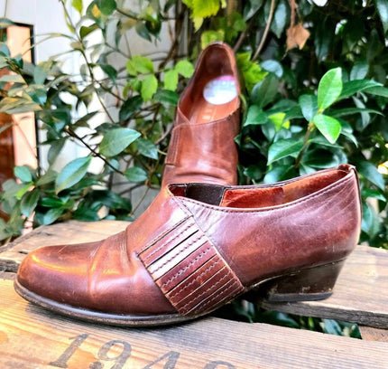 Vintage 80's / 90's Mansfield Shoes - Yatva