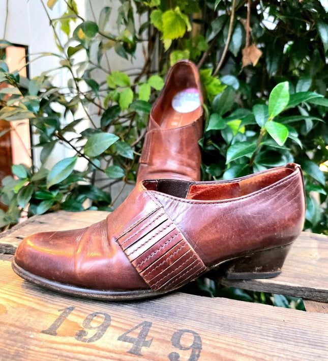Vintage 80's / 90's Mansfield Shoes - Yatva