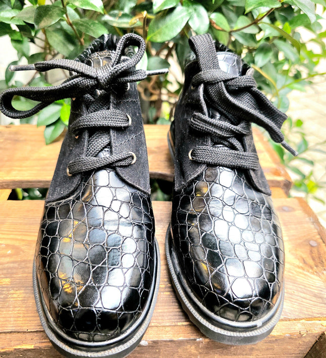Vintage 80's / 90's Moc Cro Ankle Boots - Yatva