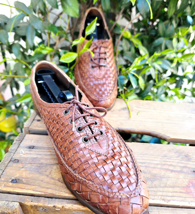 Vintage 80s / 90s Non Stop Woven Leather Oxfords Shoes - Yatva