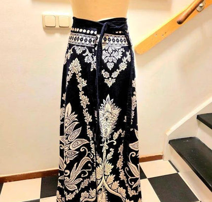 Vintage 80's / 90's Wrap Maxi Skirt - Yatva