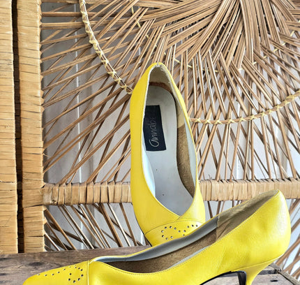 Vintage 80s Annabelle Neon Heel Yellow - Yatva
