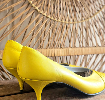 Vintage 80s Annabelle Neon Heel Yellow - Yatva