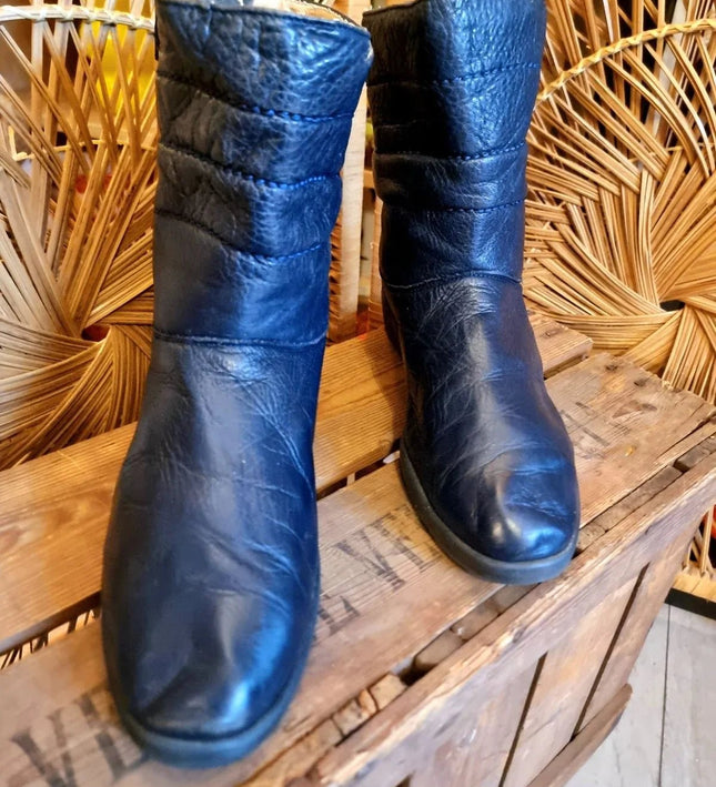 Vintage 80's Bata Ankle Boots - Yatva
