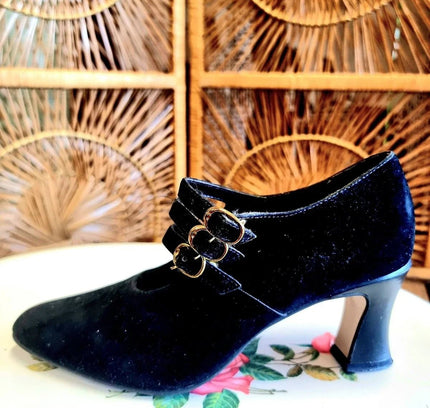 Vintage 80s Bellini Shoes - Yatva
